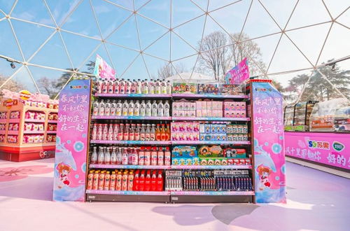 华润苏果樱花水晶快闪店惊艳亮相南京玄武湖，打造春日生活美学新体验